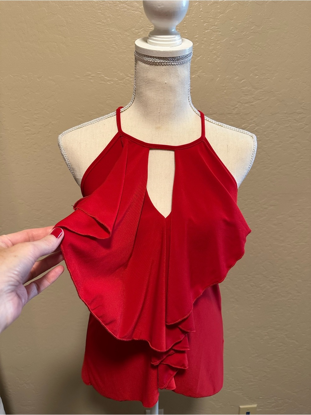 VENUS Red Ruffle Halter Top - Picture 7 of 10